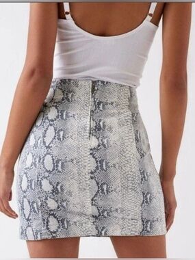 Free People Snake Print Mini Skirt - White Gray